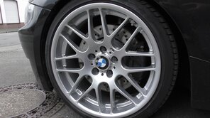 BMW Z4 Felge wurde preiswert beim Autoputzer repariert